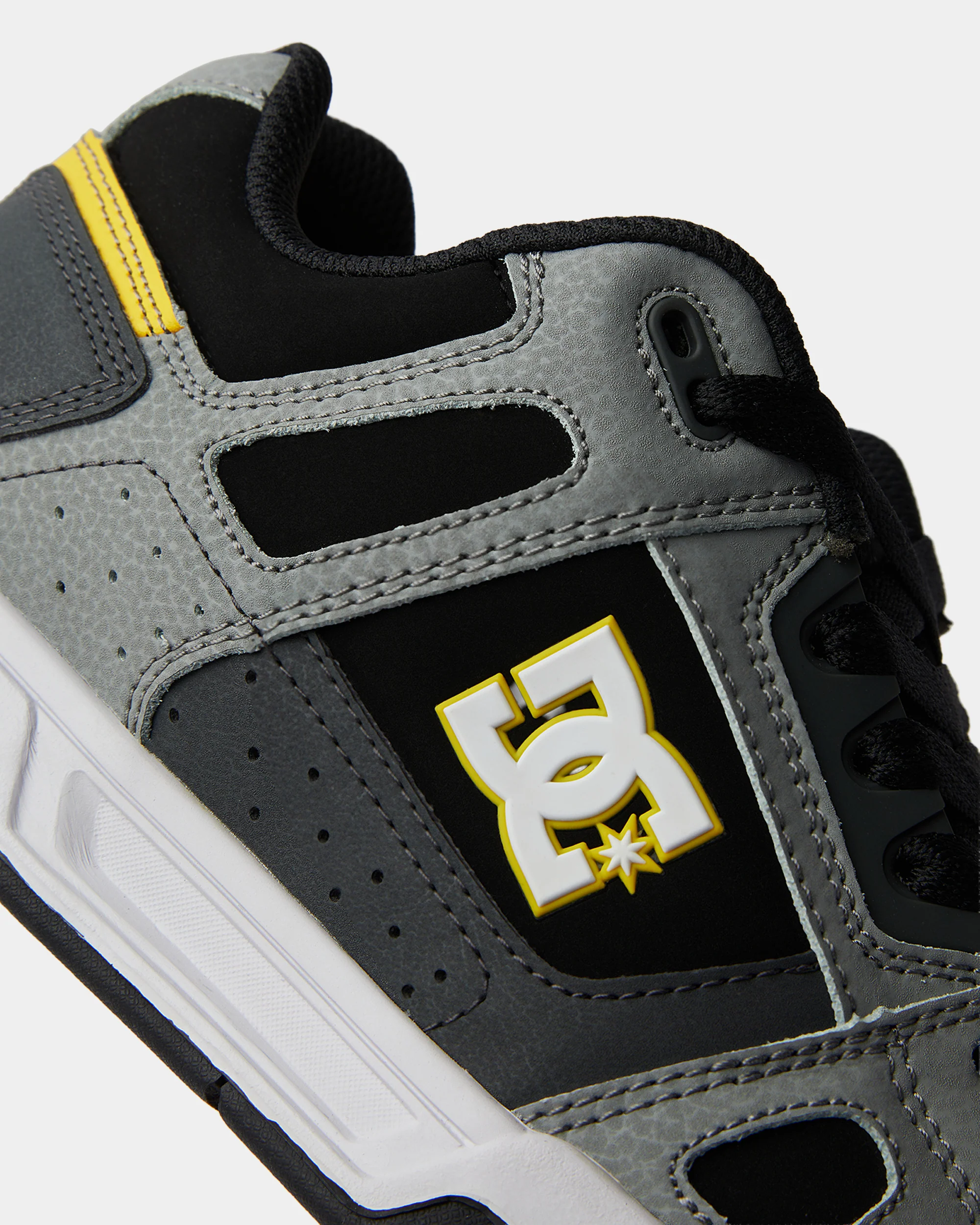 Mens Stag Sneakers - Image 7